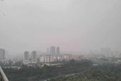 Keadaan jerebu di sekitar Bukit Jalil.
