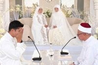 Bella Astillah dan Syed Saddiq telah selamat diijabkabulkan dengan sekali lafaz pada jam 10.40 pagi di sebuah majlis tertutup yang dihadiri keluarga dan rakan terdekat.