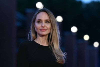 Angelina Jolie 