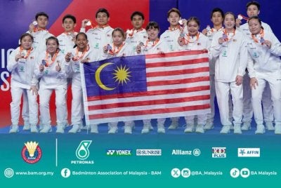 Malaysia tewas 1-2 di tangan China dalam aksi final Kejohanan Badminton Berpasukan Remaja Dunia 2026 di Mesir pada Ahad. Foto: FB BAM