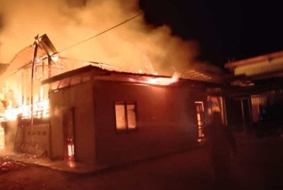 Bangunan pentadbiran melibatkan bilik guru, pejabat am dan stor di SK Langkon, Kota Marudu, terbakar.