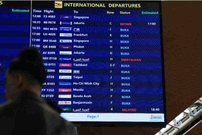Sebahagian penerbangan ke Jeddah dan Madinah, Arab Saudi, dibatalkan atau ditangguhkan pada Isnin susulan insiden serangan di Riyadh. Foto Bernama 