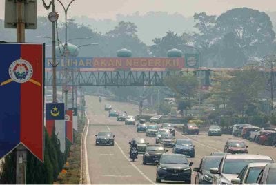 Pelaksanaan PKSK dan peperiksaan STAM di Melaka diteruskan mengikut jadual ditetapkan esok walaupun semua sekolah di Melaka diarahkan tutup susulan kemerosotan kualiti udara akibat jerebu.