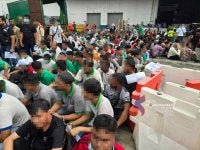 JIM Johor bersama AKPS menahan 492 warga asing yang disyaki melakukan pelbagai kesalahan imigresen dalam operasi di Tebrau.