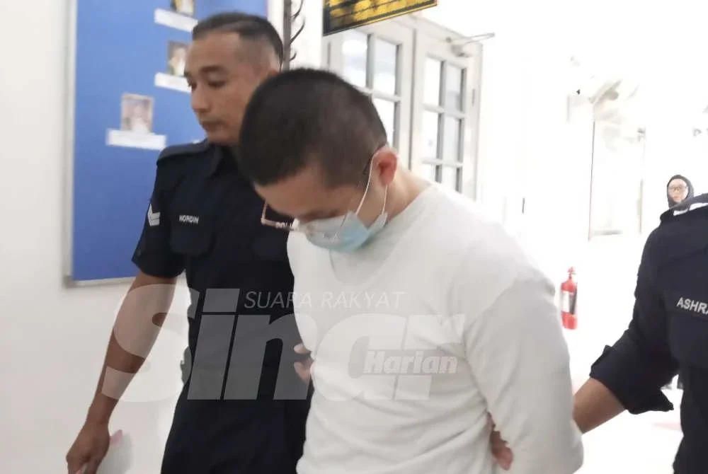 Seorang bekas pemandu e-hailing dijatuhkan hukuman penjara selepas mengaku bersalah mendera seorang kanak-kanak lelaki berusia tiga tahun hingga menyebabkan kematiannya.