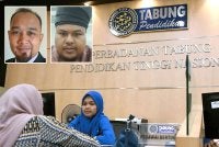 PTPTN memberi ruang kepada peminjam untuk menyusun semula komitmen kewangan. Gambar kecil: Mohd Rafiz dan Mohd Firdaus