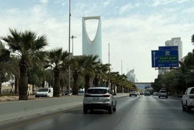 Peningkatan serangan Houthi terhadap bandar dan infrastruktur strategik Arab Saudi mencetuskan kebimbangan terhadap keselamatan serantau. - Foto Reuters