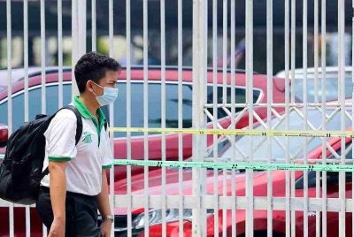  Sesi persekolahan di Perak diteruskan seperti biasa pada Khamis susulan bacaan Indeks Pencemar Udara (IPU) di semua stesen pemantauan negeri itu berada di bawah paras 150. Gambar hiasan 