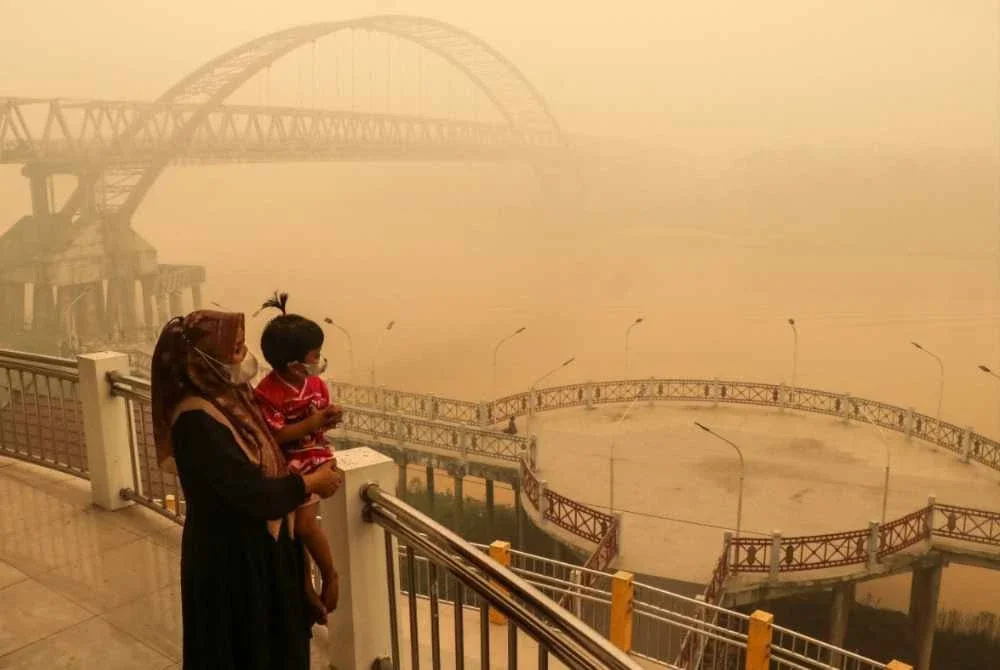 ‘Api zombi’ pencetus jerebu toksik selubungi Indonesia, rentas sempadan ‘Api zombi’ pencetus jerebu toksik selubungi Indonesia, rentas sempadan