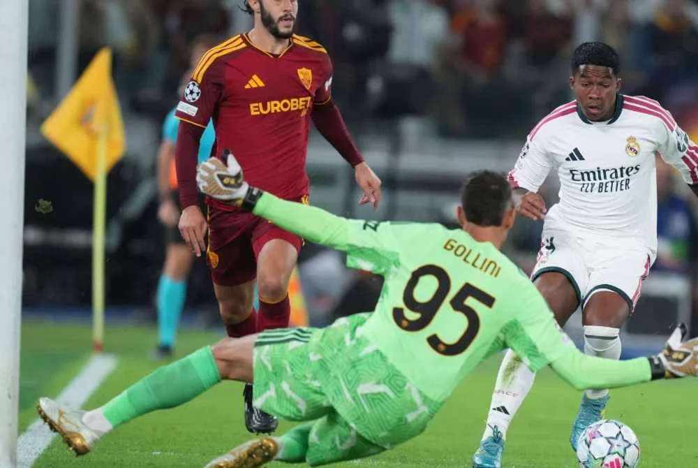 Kemasukan Endrick (kanan) pada minit ke-59 menjadi titik kebangkitan Real Madrid selepas ketinggalan 2-3 sebelum menang 4-3 di Stadium Olimpico. Foto Agensi