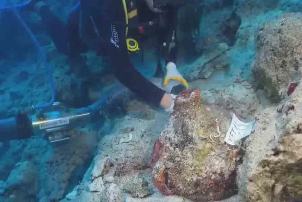 Bangkai kapal tertua dunia ditemui di perairan Turkiye Bangkai kapal tertua dunia ditemui di perairan Turkiye
