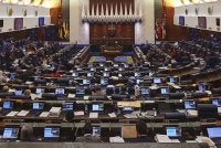 Persidangan Dewan Rakyat berlangsung selama 37 hari hingga 8 Disember. Foto Bernama