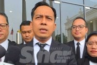 Shahlan ketika ditemui pemberita di pekarangan Mahkamah Kota Kinabalu.