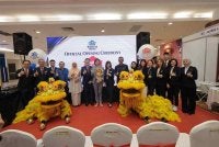 Ban Ho (enam dari kiri) bersama Sandrea (tujuh dari kiri) sempena perasmian Ekspo Hartanah Malaysia (MAPEX) Perak 2026.