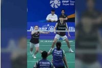 Saingan Liew Xun-Nicole dalam Kejuaraan Super 100 2026 dihentikan Rehan Naufal-Melati Daeva di Arena Tertutup, Kompleks Sukan EduCity. Foto: BAM