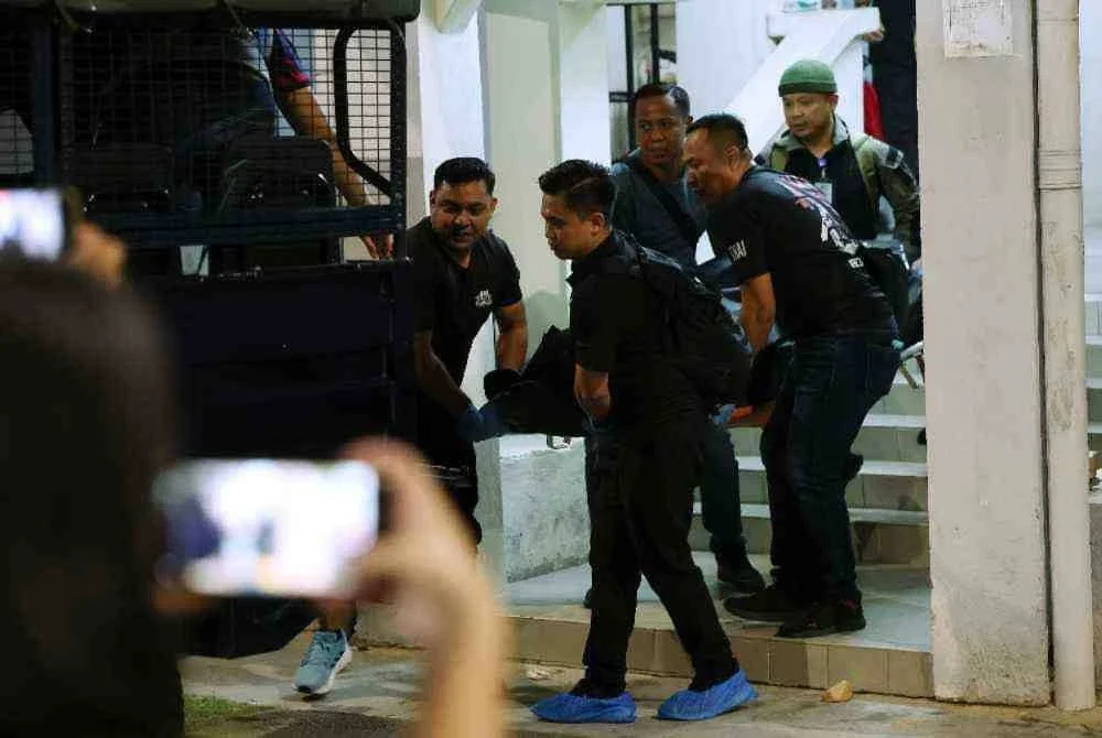 Seorang pegawai wanita Jabatan Kastam Diraja Malaysia (JKDM) ditemukan maut dipercayai dibunuh suaminya di Kuarters Lapangan Terbang Antarabangsa Kuala Lumpur (KLIA). Foto Bernama