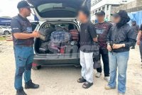 Penemuan beg-beg berisi pakaian dalam kereta Honda HRV. 