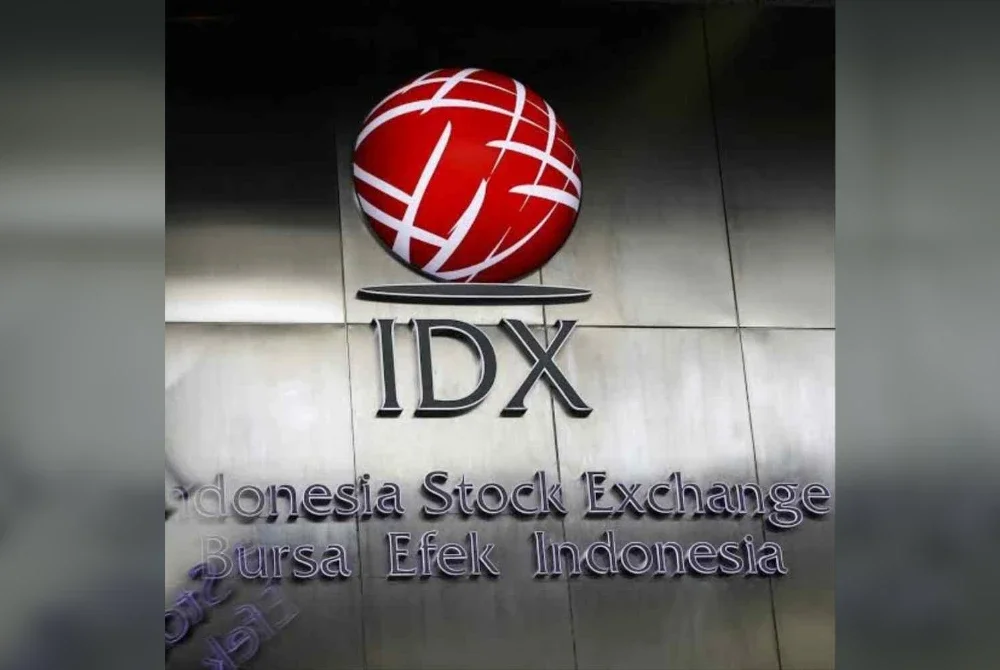 Reuters melaporkan indeks penanda aras saham Indonesia jatuh lebih lima peratus pada Isnin ke paras terendah dalam tempoh enam tahun selepas merosot 11.6 peratus pada Jumaat. - Gambar sumber Internet