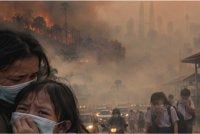 Jerebu rentas sempadan bukan sahaja mengancam kesihatan awam, malah menjejaskan ekonomi dan menguji hubungan diplomatik antara negara di Asia Tenggara. Foto hiasan janaan AI