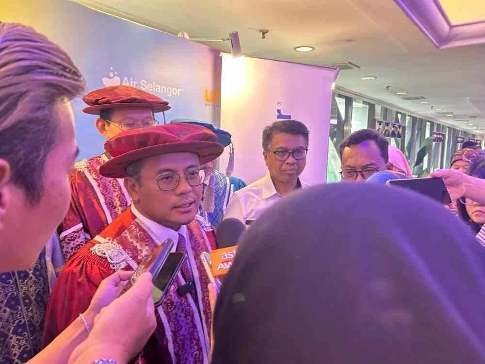 Amirudin ketika ditemui media selepas Majlis Pelancaran Program Kerjasama Air Selangor, UNISEL dan STDC di Shah Alam pada Selasa.