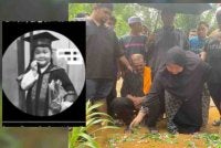 Mior Shahrizal Mior Zakaria, 48, berkata, sebaik tiba di sekolah, anaknya ditemui dalam keadaan tidak sedarkan diri.