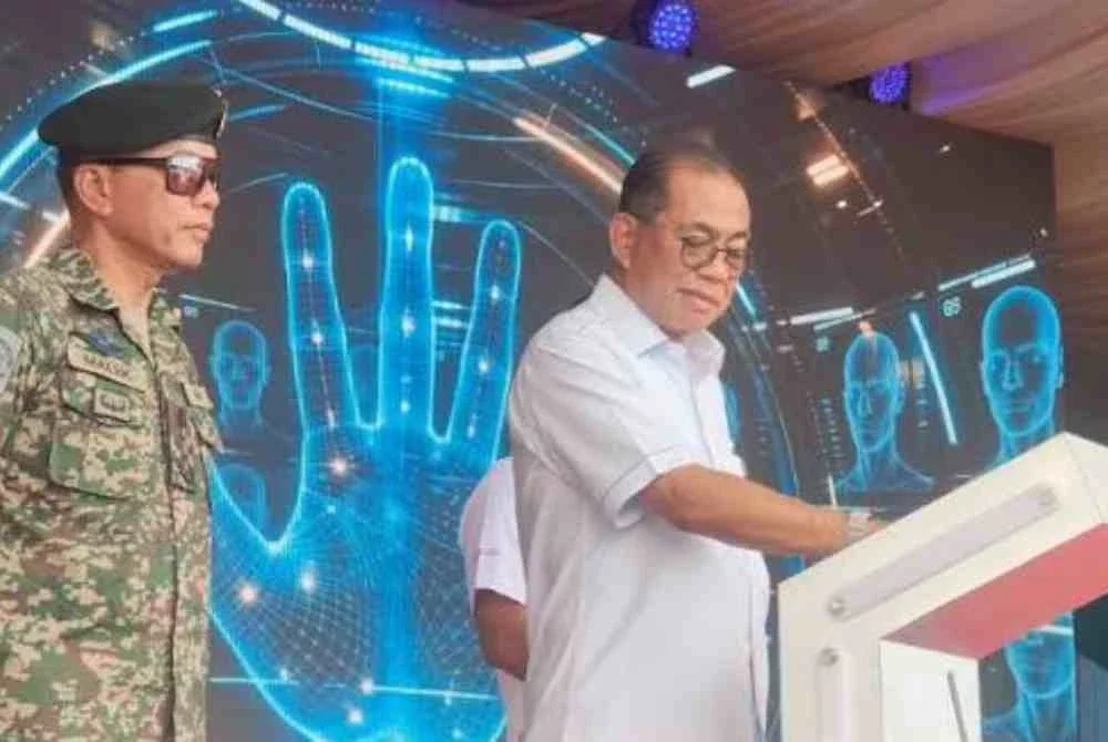 Pada 19 September lalu, Menteri Pertahanan, Datuk Seri Mohamed Khaled Nordin melancarkan Tim Nukleus Angkatan Siber sempena sambutan Hari ATM Ke-93 di Pangkalan Tentera Laut Diraja Malaysia (TLDM), Lumut, Perak.