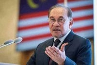 Anwar Ibrahim.
