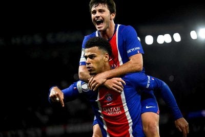 PSG tampil garang untuk menundukkan Barcelona 4-2.