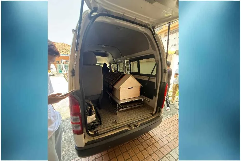 Jenazah Allahyarham selesai menjalani proses bedah siasatan dan dibawa pula g ke kampung halaman di Kedah.