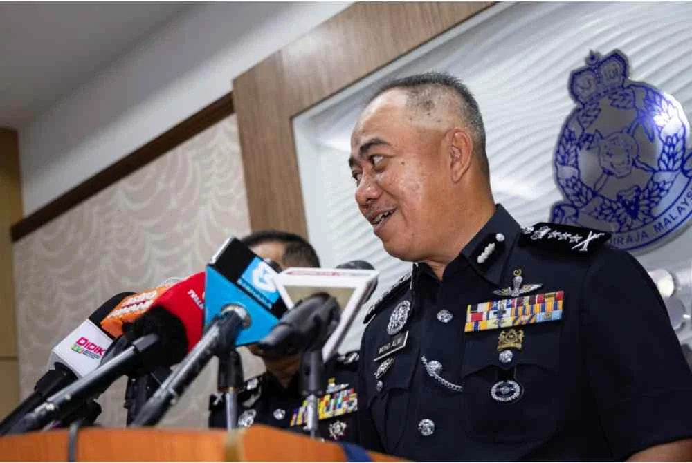 Mohd Alwi