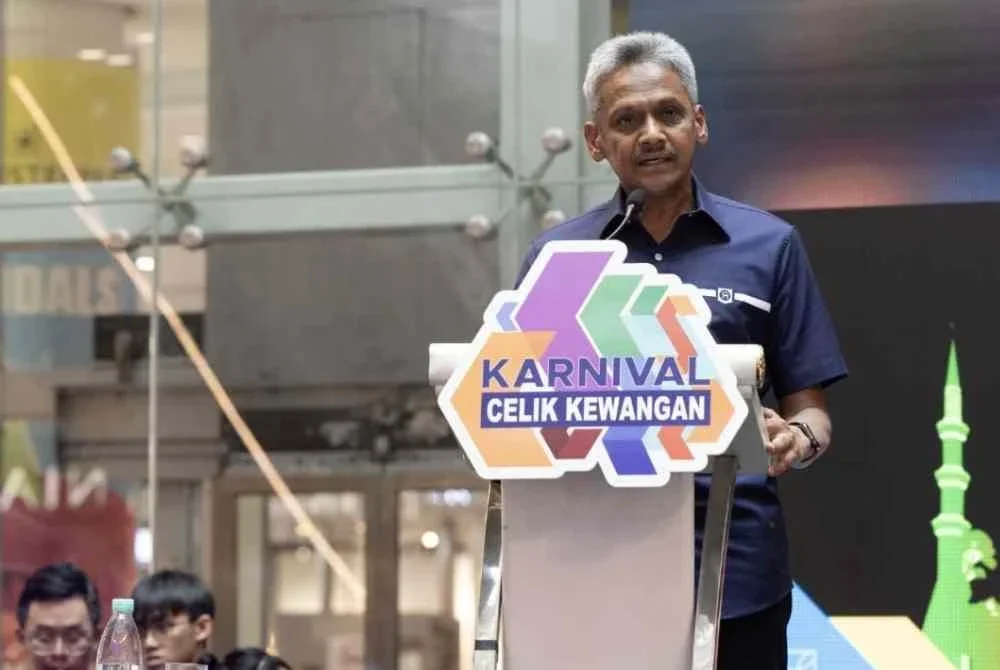 Abdul Rasheed ketika berucap merasmikan Karnival Celik Kewangan Selangor 2026.