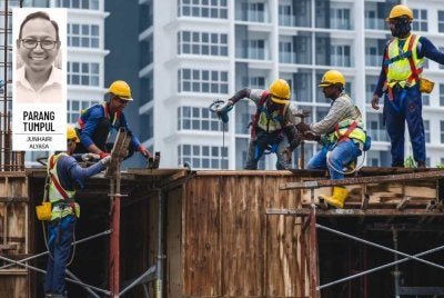 Berdasarkan keadaan semasa, memang elok sangatlah cadangan pakar ekonomi ini supaya Malaysia mengurangkan kebergantungan kepada pekerja asing kerana sentimen anti warga asing begitu kuat pada masa ini. Foto hiasan