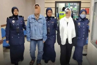 Tiga individu termasuk wanita yang dikenali ‘Ratu Balqis’ dipenjara 12 bulan dan didenda RM5,000 setiap seorang oleh Mahkamah Tinggi Syariah Johor Bahru.