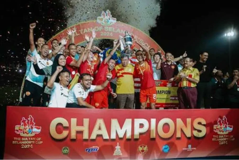 Penganjuran Piala Sultan Selangor (TSSC) dicetuskan sendiri oleh Sultan Selangor Sultan Sharafuddin Idris Shah Alhaj, yang mana pada tahun yang sama baginda ditabalkan sebagai Sultan Selangor, pada 2001. FOTO IHSAN SELANGOR ROYAL OFFICE