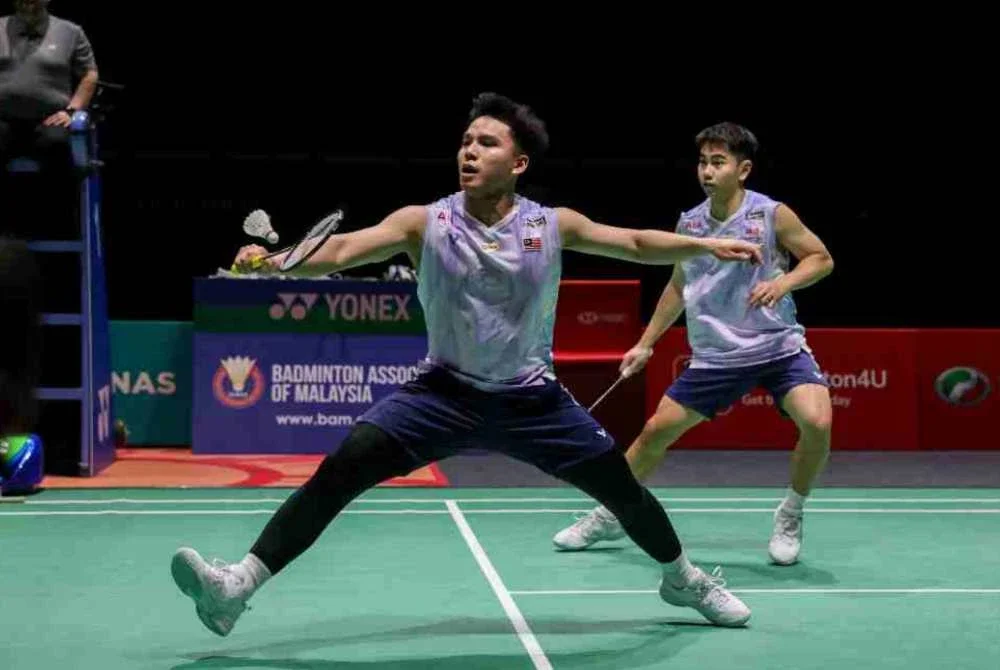 Goh Sze Fei dan Nur Izzuddin berjaya ke perlawanan akhir Terbuka Perancis. Foto Bernama