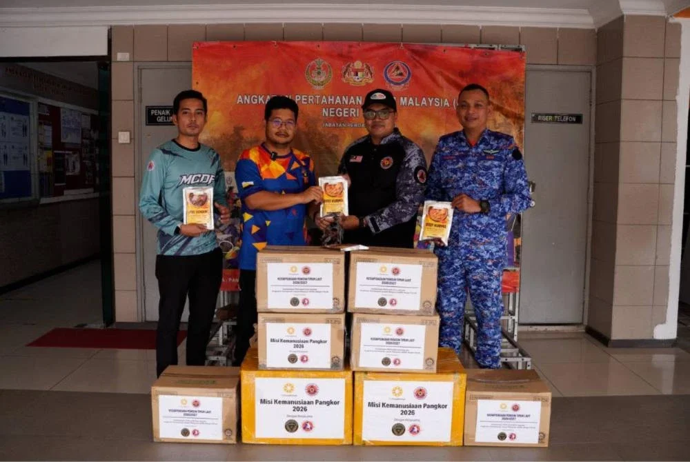 MyFundAction bersama Pertubuhan Hardy Malaysia turut menyampaikan sumbangan persediaan menghadapi Monsun Timur Laut 2026/2027 kepada APM Negeri Perak.