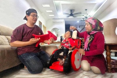 Ameer Adwan dan Ummi Syahira sentiasa berusaha memberikan yang terbaik untuk Eilman