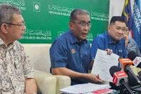 Takiyuddin pada sidang media selepas Mesyuarat Tergempar Majlis Tertinggi PN di Pejabat Agung Pas pada malam Ahad.