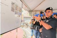 Abdul Rozak menerangkan tentang penugasan polis di lokasi kejadian.