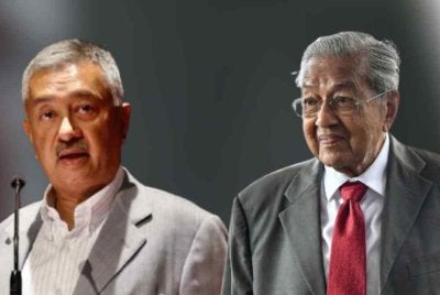 Mokhzani (kiri) ketika membacakan ucapan Mahathir (kanan) di Forum Perniagaan dan Ekonomi SG4, di KLCC pada Isnin. 