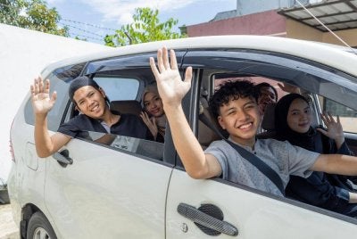 DIBOLEHKAN untuk solat jamak qasar walaupun keluar rumah selepas masuk waktu.