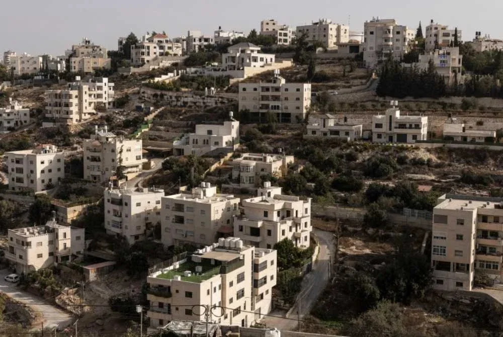 Kawasan kejiranan Palestin Ein Deir Baha lengang selepas lebih 200 keluarga dipaksa berpindah pada akhir minggu lalu. Foto AFP