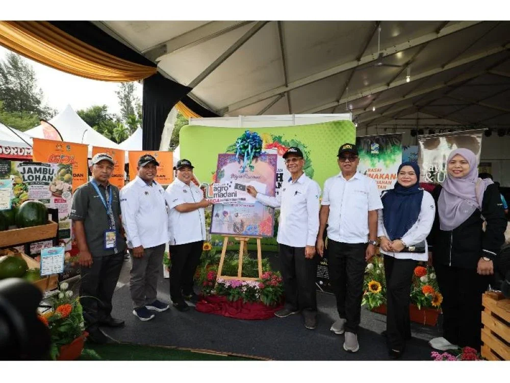 Program Jualan Agro Madani Mega Terengganu cecah RM1.3 juta Program Jualan Agro Madani Mega Terengganu cecah RM1.3 juta