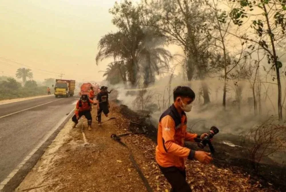Indonesia, Malaysia akan bincang bantuan padam kebakaran hutan Indonesia, Malaysia akan bincang bantuan padam kebakaran hutan