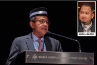 Dr Ahmad Samsuri Mokhtar