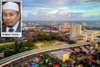 Kelantan berpotensi memacu pertumbuhan ekonomi baharu melalui pembangunan mineral kritikal, industri halal dan teknologi pintar dengan sokongan kerjasama SG4, modal insan serta tadbir urus yang mampan.