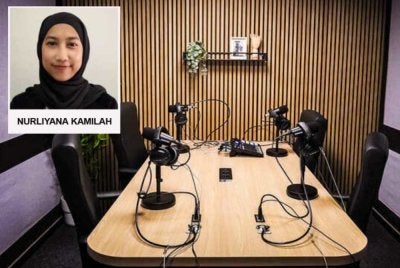 Kewujudan podcast berjaya memecahkan naratif konvensional dan mematangkan pemikiran kritis belia dalam menilai isu semasa dengan lebih baik. Gambar hiasan 