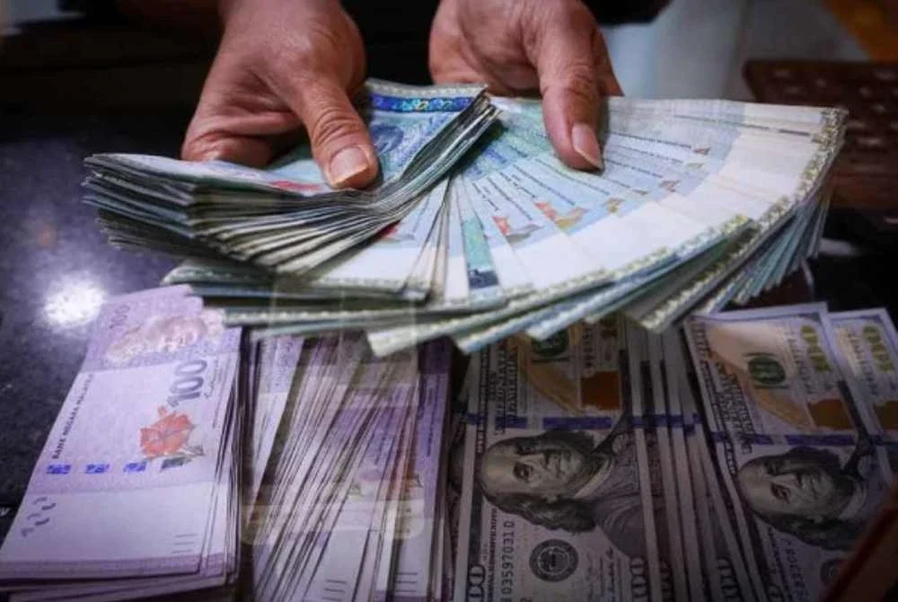 Pada 8 pagi Rabu, ringgit meningkat kepada 4.0855/0915 berbanding dolar AS daripada 4.0865/0900 semasa ditutup pada Selasa. Gambar hiasan