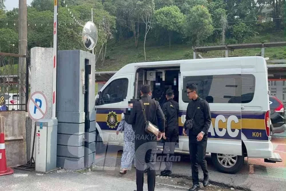 Perintah reman selama lima hari sehingga 1 November 2026 terhadap kesemua suspek