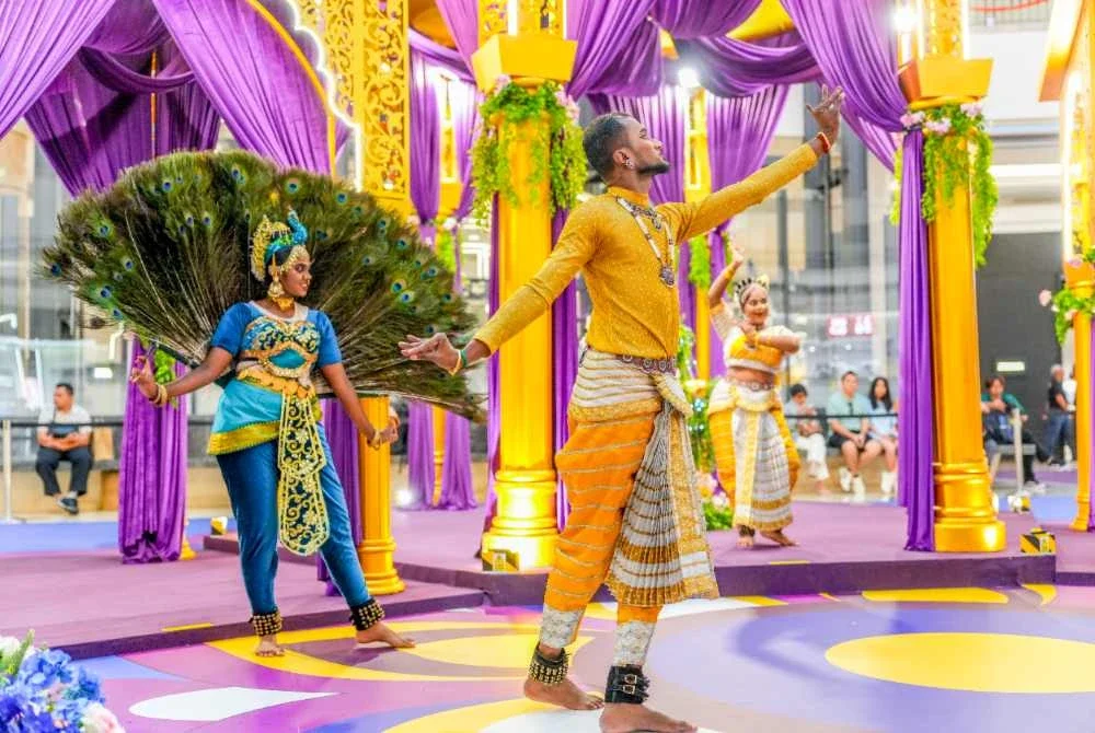 Menampilkan gabungan seni tradisional India dan suasana perayaan penuh warna-warni, inisiatif itu turut memberi peluang kepada pengunjung tempatan serta pelancong menikmati kepelbagaian budaya Malaysia sempena Tahun Melawat Malaysia 2026.